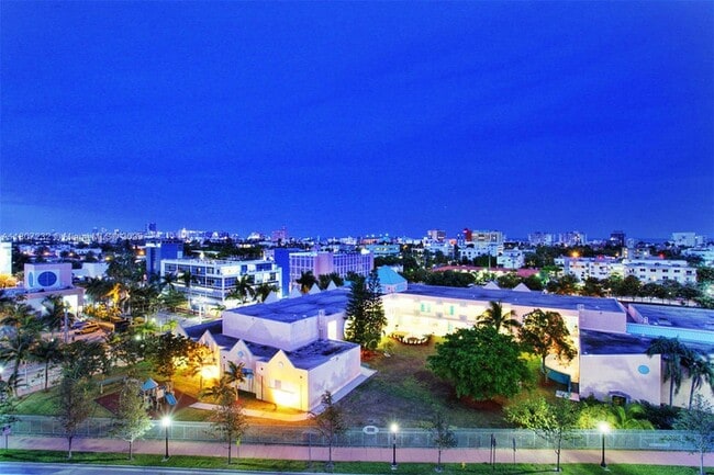 Building Photo - 400 Alton Rd