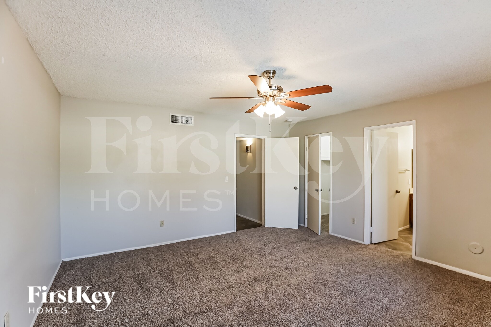 Building Photo - 4656 W Townley Ave