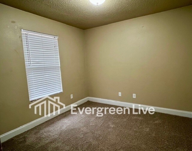 Building Photo - 203 Barrow Ct