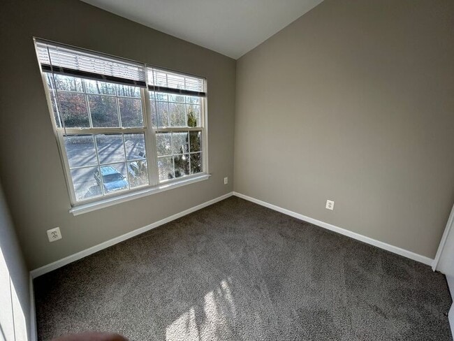 Building Photo - 4213 Normandy Ct