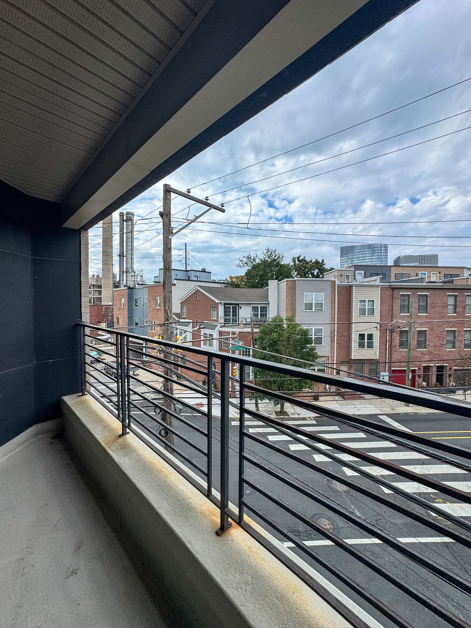 Building Photo - 2539 Grays Ferry Ave