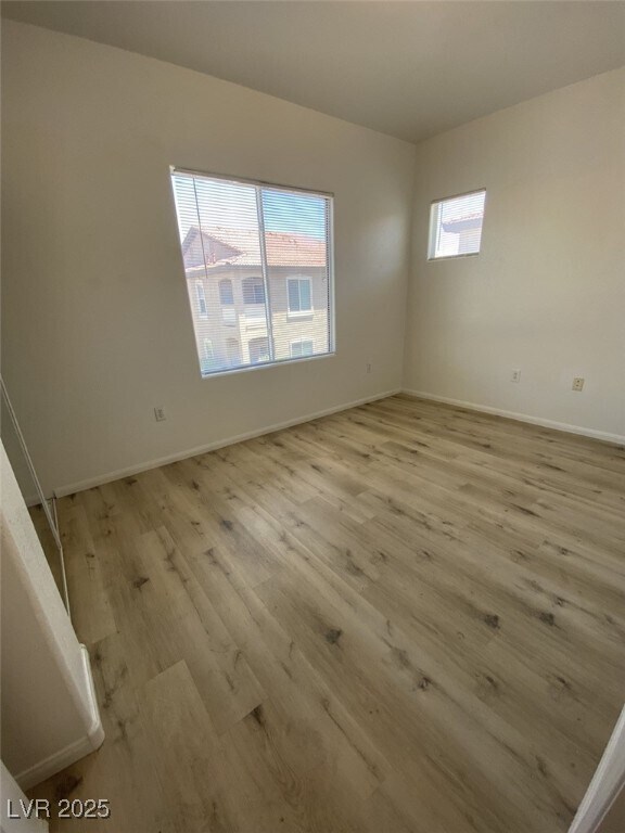 Building Photo - 2305 W Horizon Ridge Pkwy