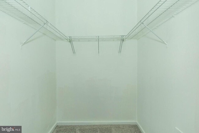 Building Photo - 249 Lord Fairfax St