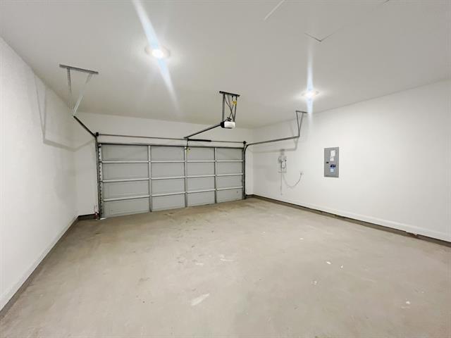 Building Photo - 3313 Little Bluestem Rd