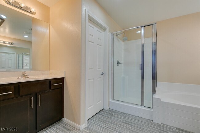 Building Photo - 8039 Kemblefield Ave