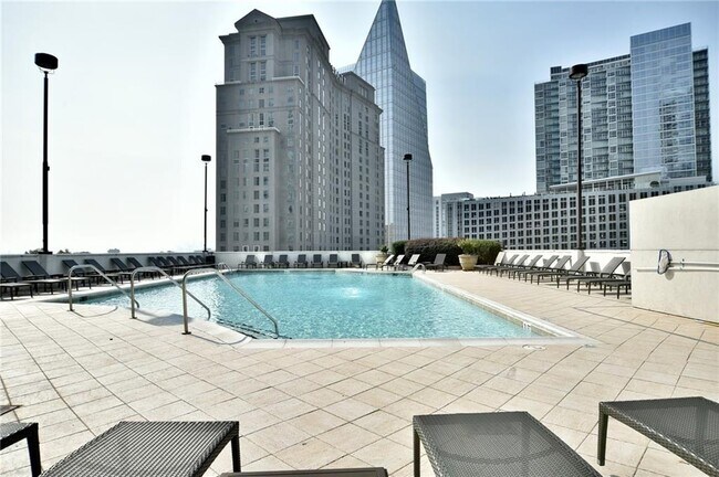 Building Photo - 3324 Peachtree Rd