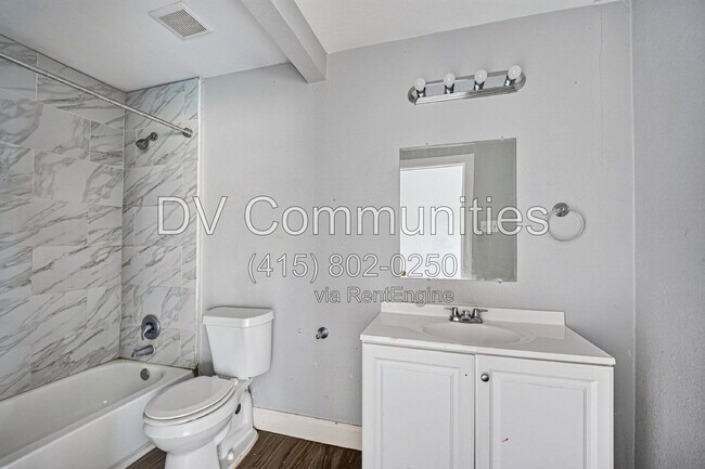 Building Photo - 3315 Bond St