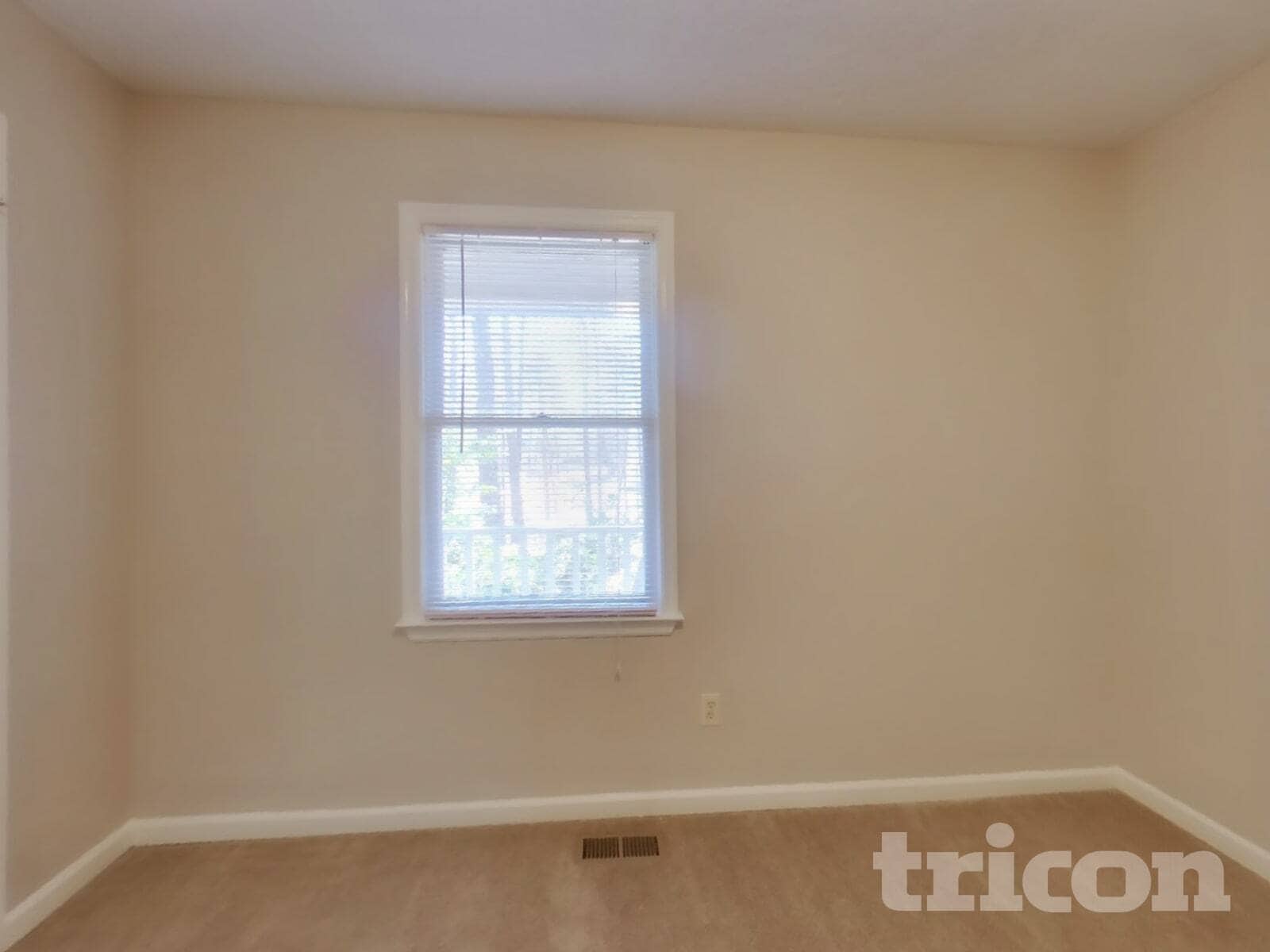 Building Photo - 449 Justins Crossing