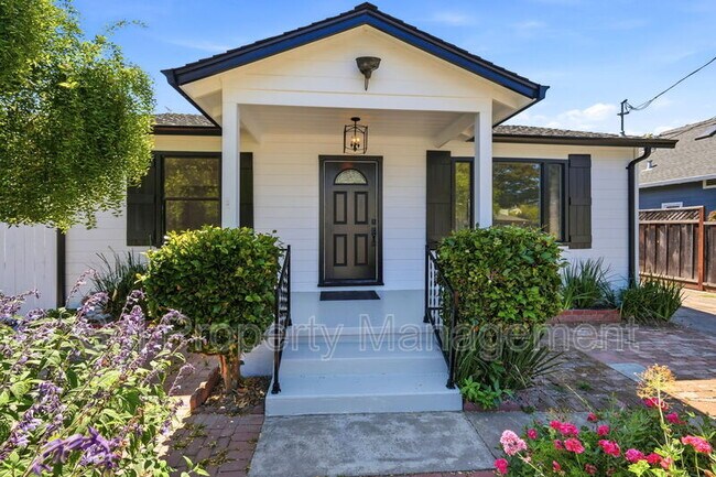 Building Photo - 1863 43rd Ave