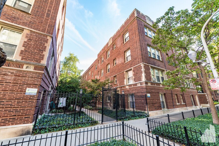 Primary Photo - 517 W Brompton Ave