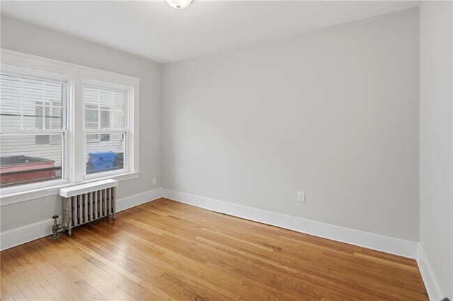 Building Photo - 67 Fred St