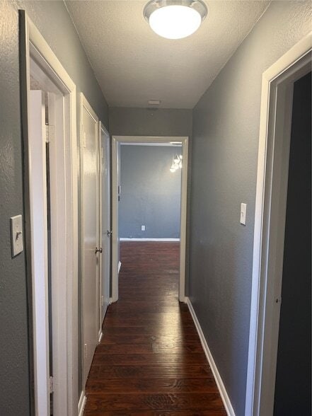 Building Photo - 13729 Birchlawn Dr