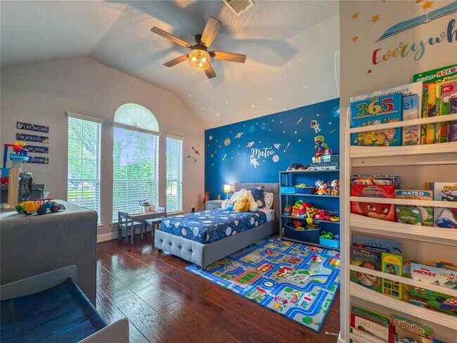 Building Photo - 2516 Spring Landing Dr