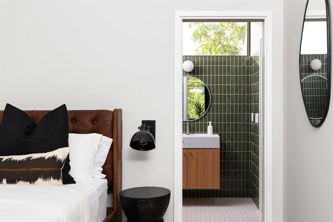 Building Photo - 5313 Avenue G