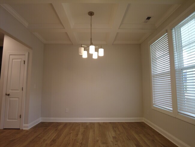 Building Photo - 111 Hanover Ct
