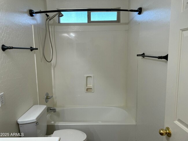 Building Photo - 22038 W Mohave St