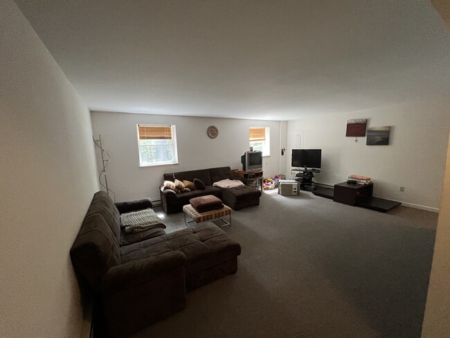 Building Photo - 368 Upper Wild Acrs Dr