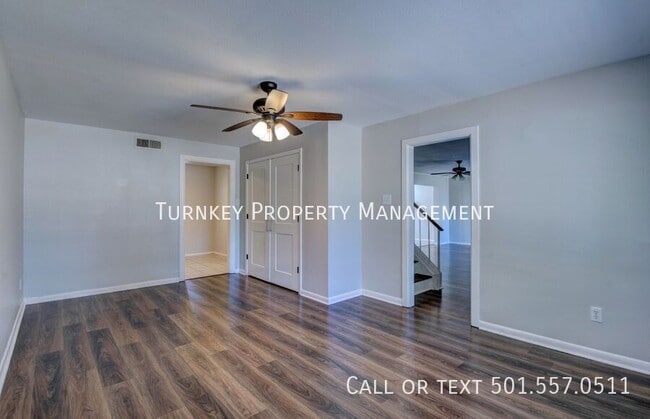 Building Photo - 7 Fairbrook Dr