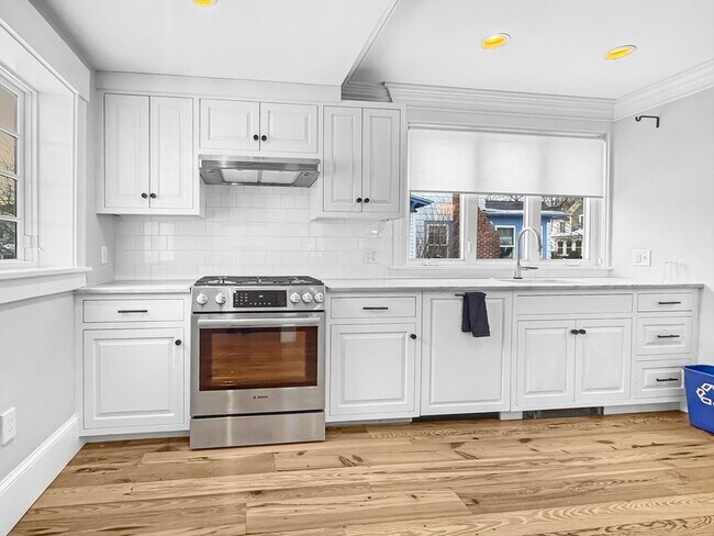 Building Photo - 7 Sanborn Terrace