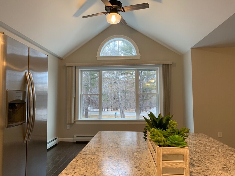 Building Photo - 9 Cascade Rd