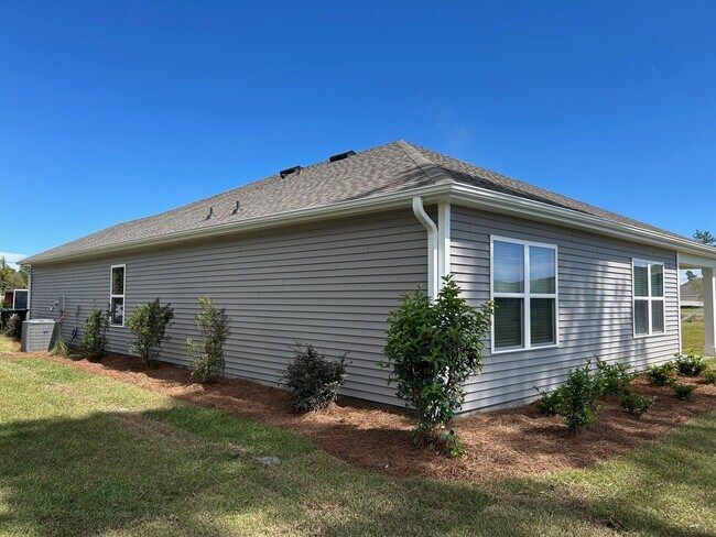 Building Photo - 1237 Pampas Grass Dr