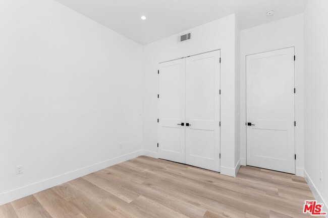 Building Photo - 1819 Ashmore Pl