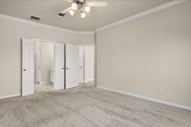 Building Photo - 2425 Village Azalea Dr