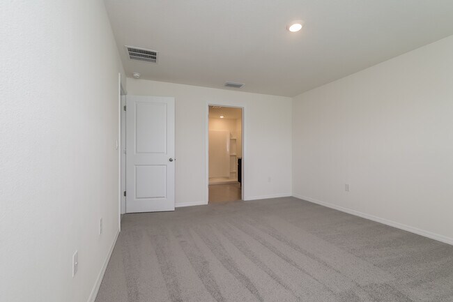 Building Photo - 8578 Triumph Cir