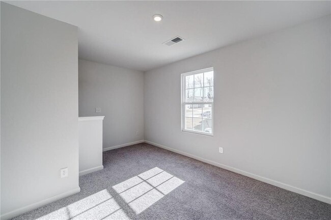 Building Photo - 300 Coverly Ct