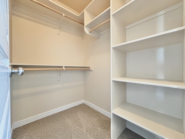 Building Photo - 8861 W Pine Valley Ln