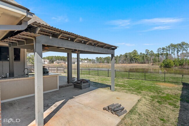 Building Photo - 214 Danielle Drive