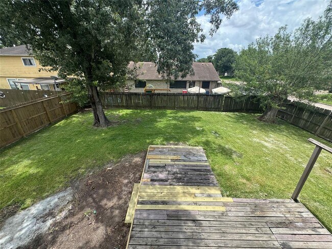 Building Photo - 15002 Dunster Ln