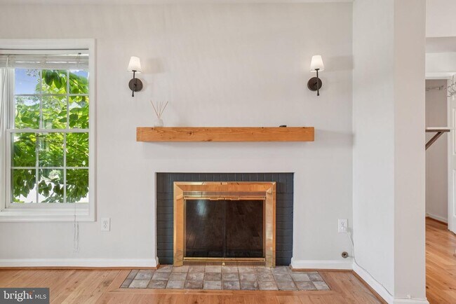 Building Photo - 7009 Hickory Hill Rd