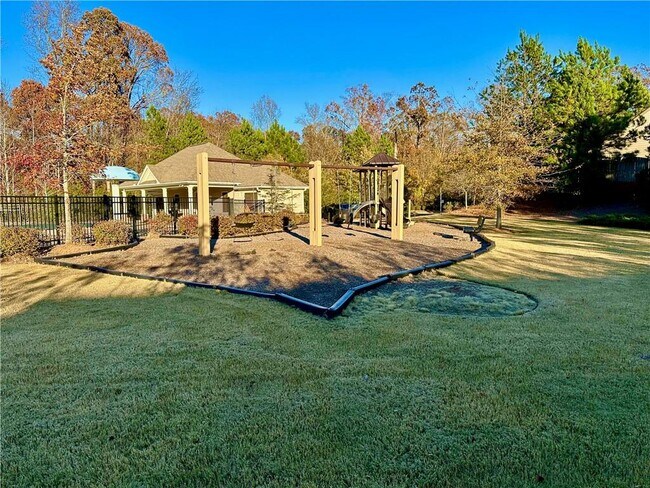 Building Photo - 3805 Alden Pl