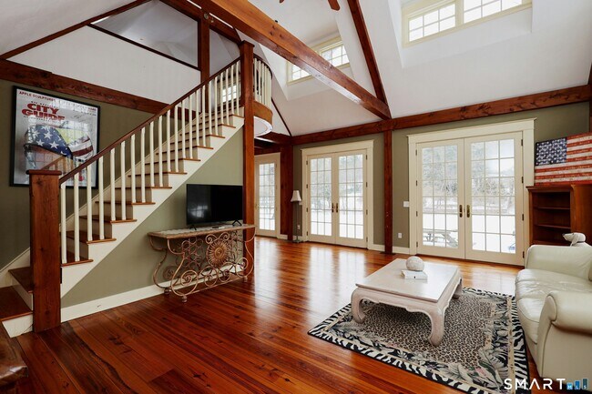 Building Photo - 369 Ethan Allen Hwy