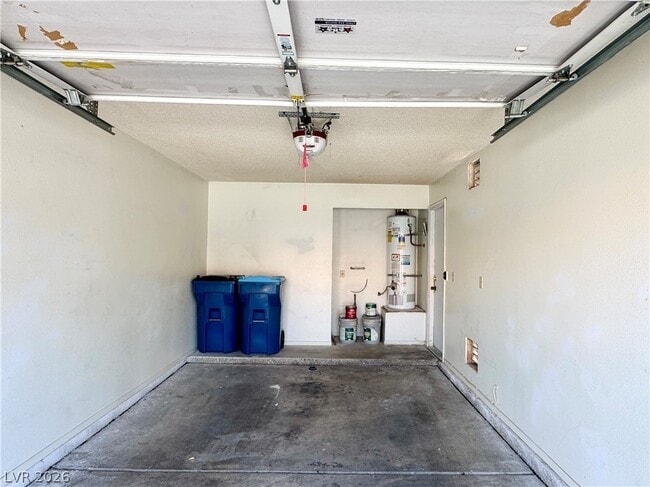 Building Photo - 304 Crosswind Way