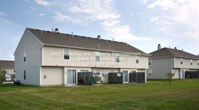 Building Photo - SOUTH GARDEN TOWNHOMES