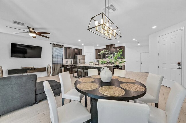 Building Photo - 7493 Monticello Bay Ct
