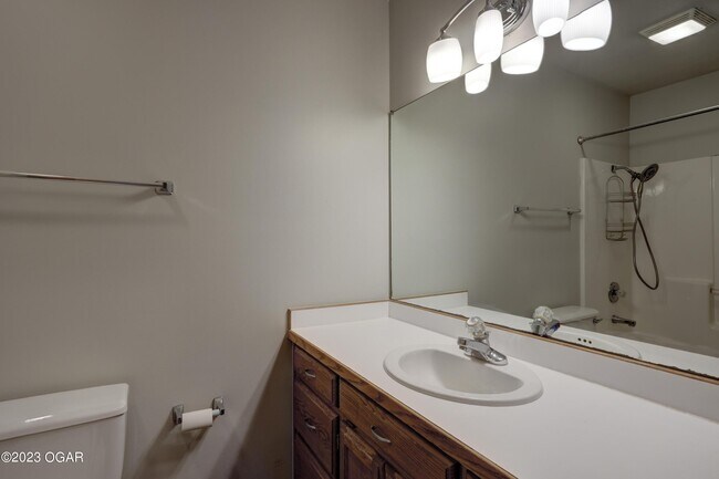Building Photo - 119 W Briarbrook Ln