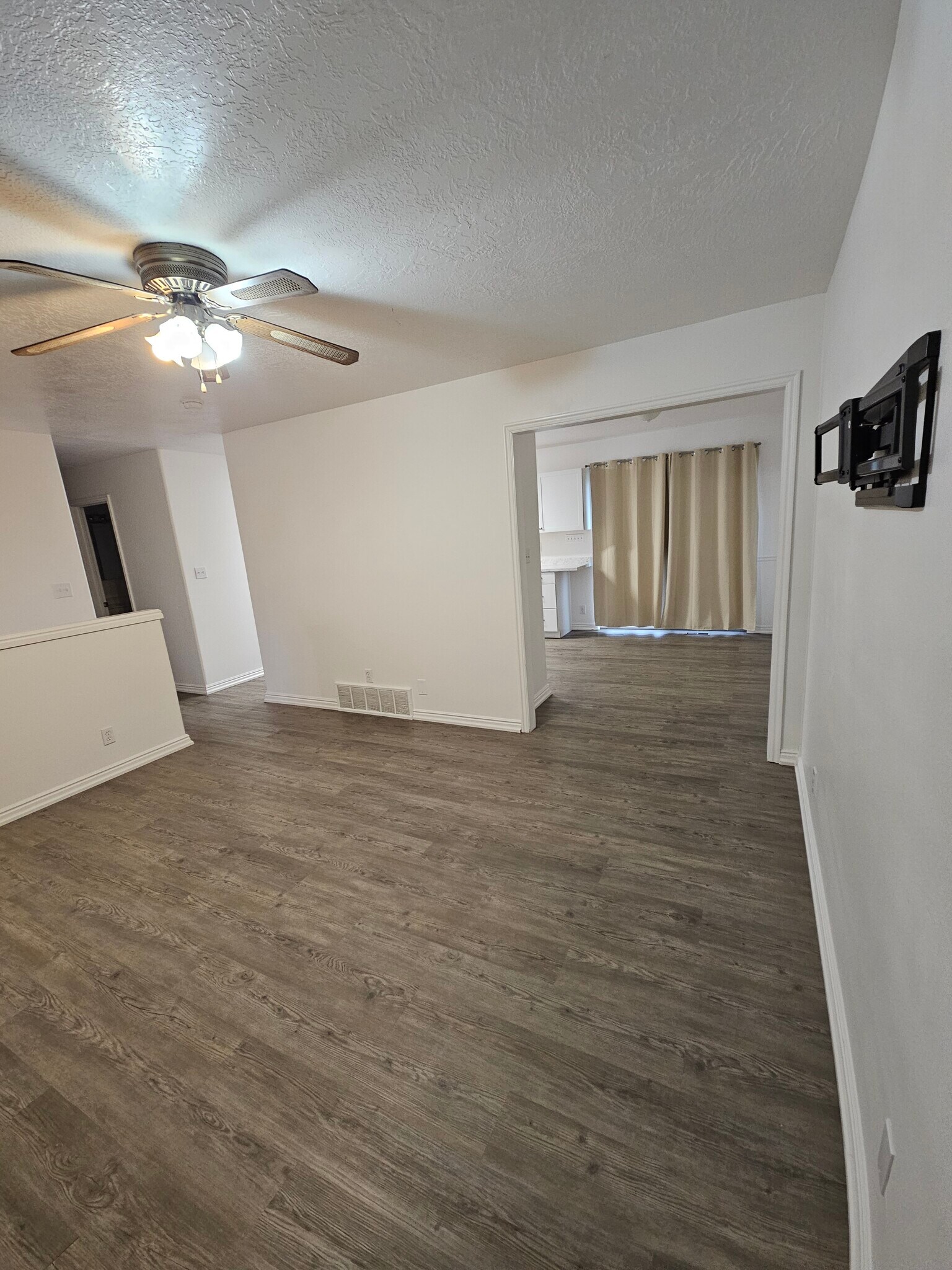 Building Photo - 1442 W 730 S