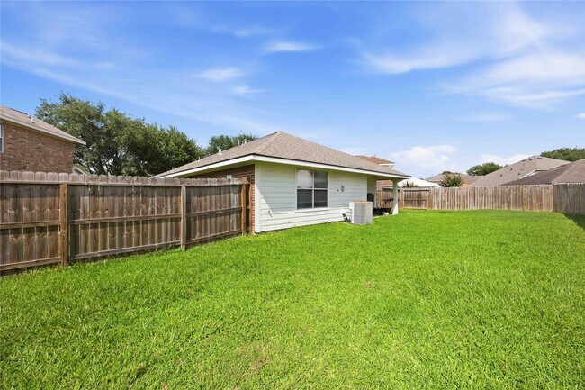 Building Photo - 4718 Lonestone Cir