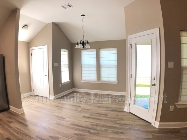 Building Photo - 836 Sedona Pines Dr