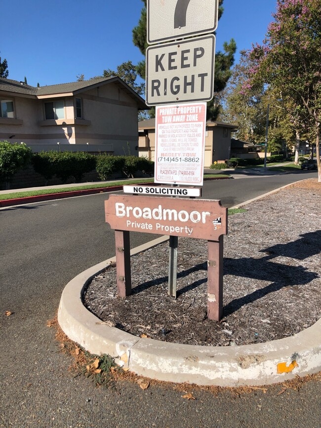 Building Photo - 183 Southampton Way