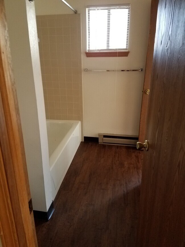 Building Photo - 5043 Rainbow Harbour Cir