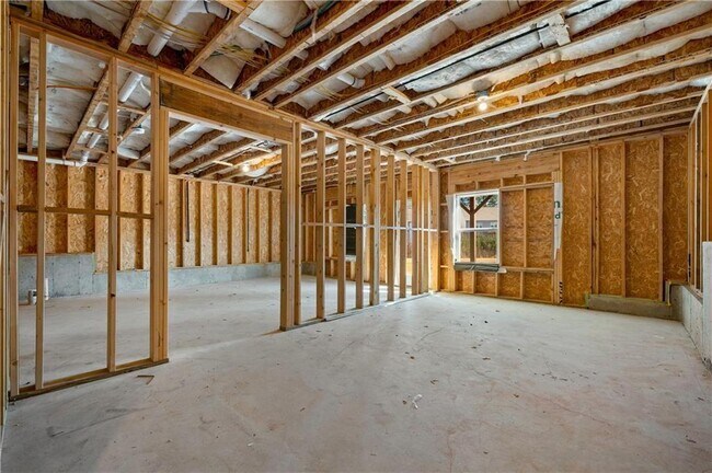 Building Photo - 4646 Waxwing St