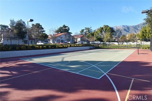 Building Photo - 9872 Highland Ave