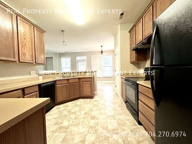 Building Photo - 9824 Coatbridge Dr