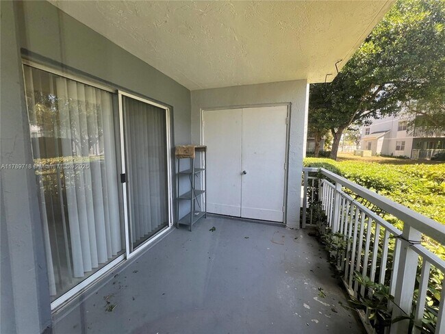 Building Photo - 8580 SW 212th St