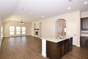 Building Photo - 1412 Roadrunner Dr