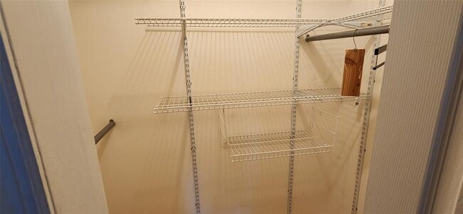 Building Photo - 2190 NE 68th St